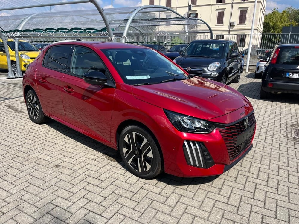 Peugeot 208 nuova a Milano (3)