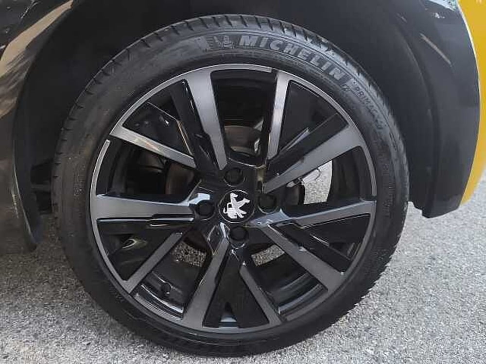 Peugeot 208 usata a Perugia (11)