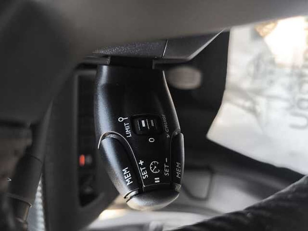 Peugeot 208 usata a Perugia (13)