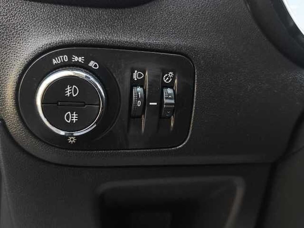 Opel Crossland X usata a Perugia (14)