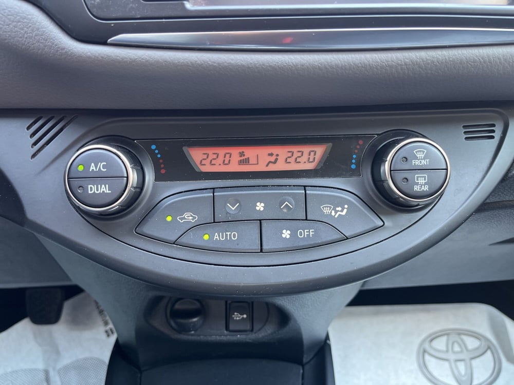 Toyota Yaris usata a Catania (14)