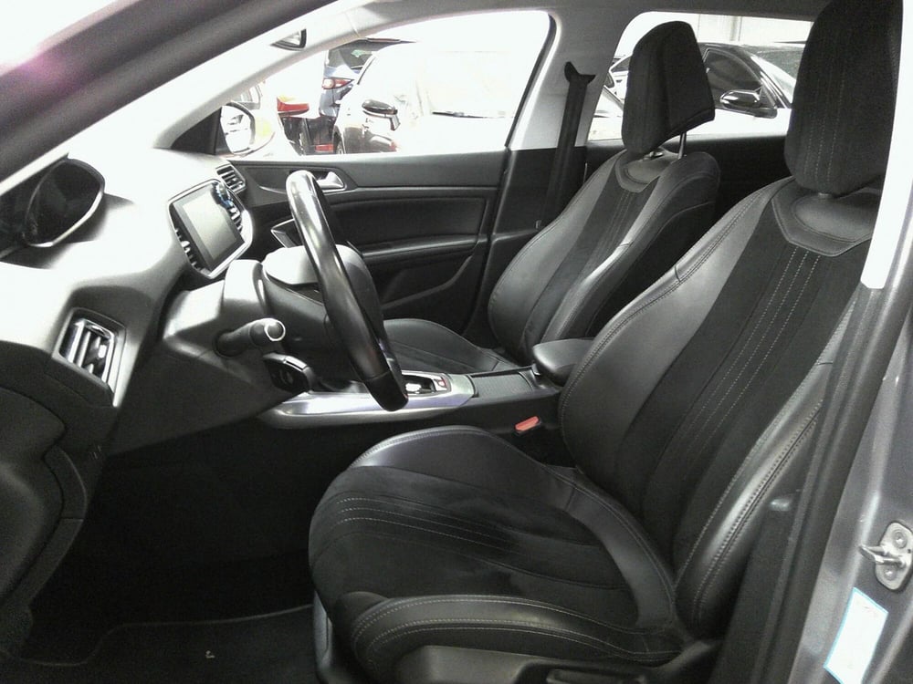 Peugeot 308 SW usata a Treviso (10)