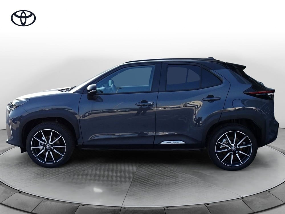 Toyota Yaris Cross nuova a Treviso (8)