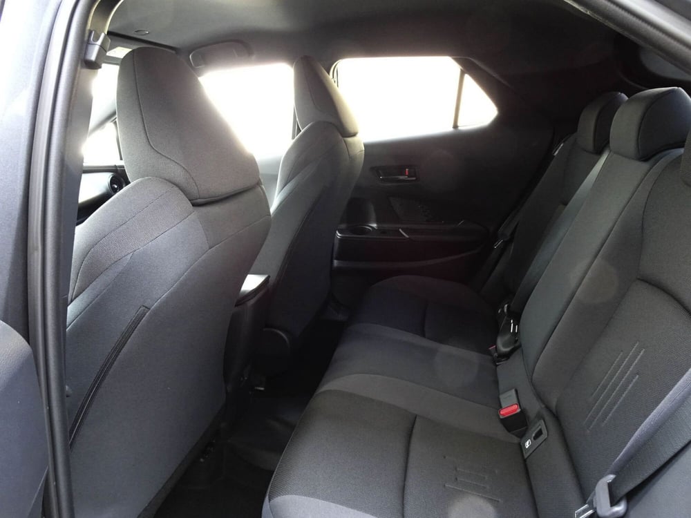 Toyota Toyota C-HR nuova a Treviso (11)