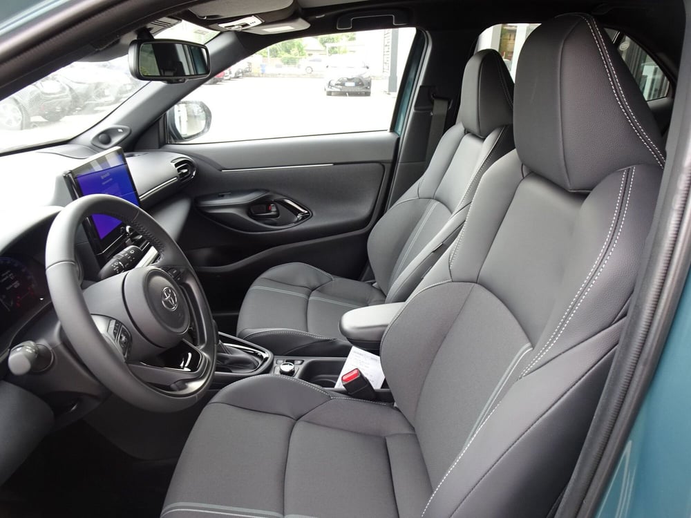 Toyota Yaris Cross nuova a Treviso (11)