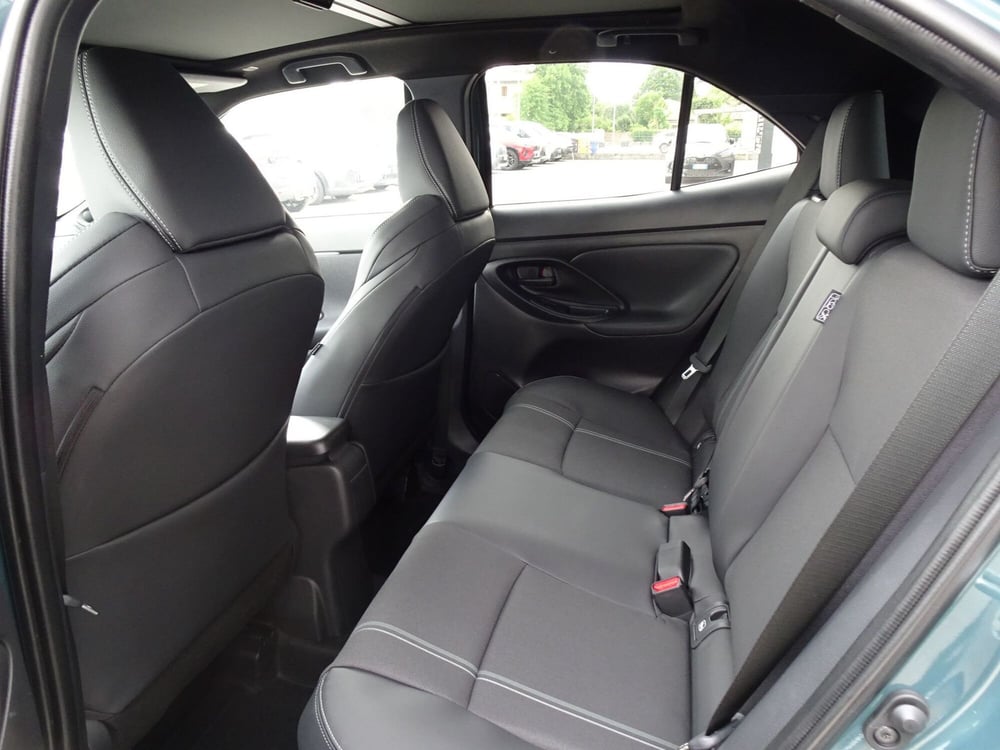 Toyota Yaris Cross nuova a Treviso (12)