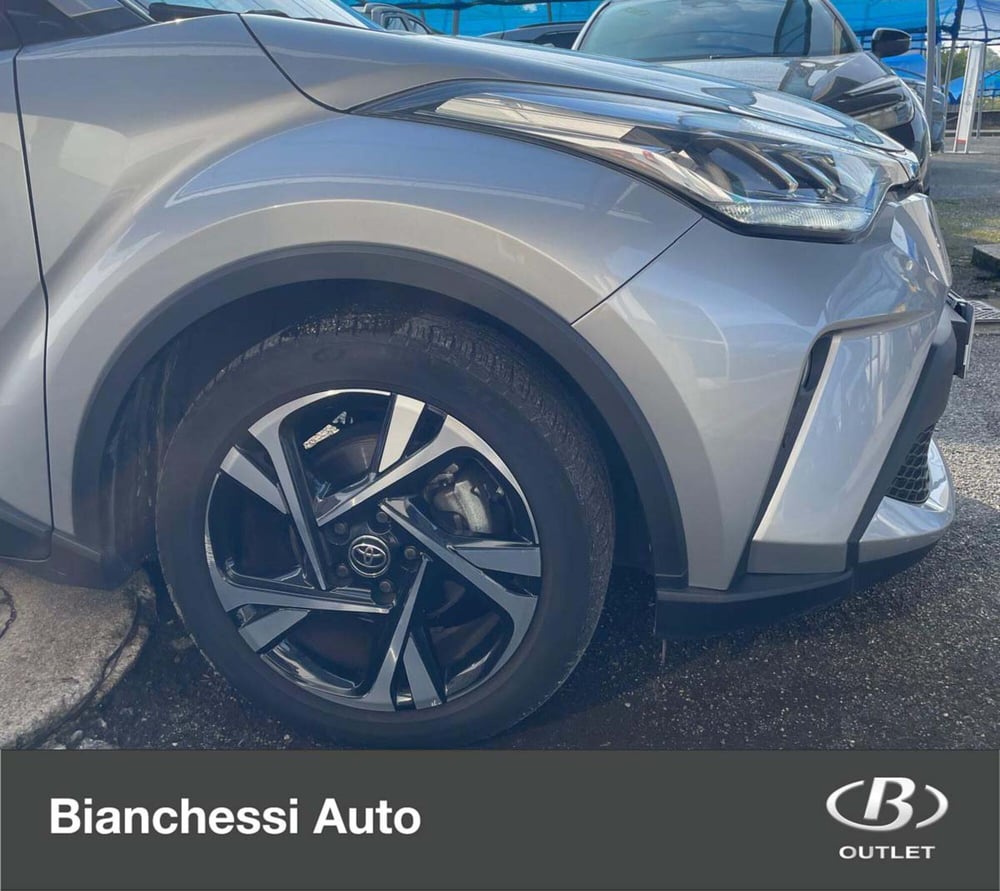 Toyota Toyota C-HR usata a Cremona (12)