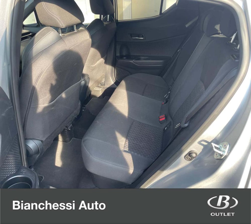 Toyota Toyota C-HR usata a Cremona (13)