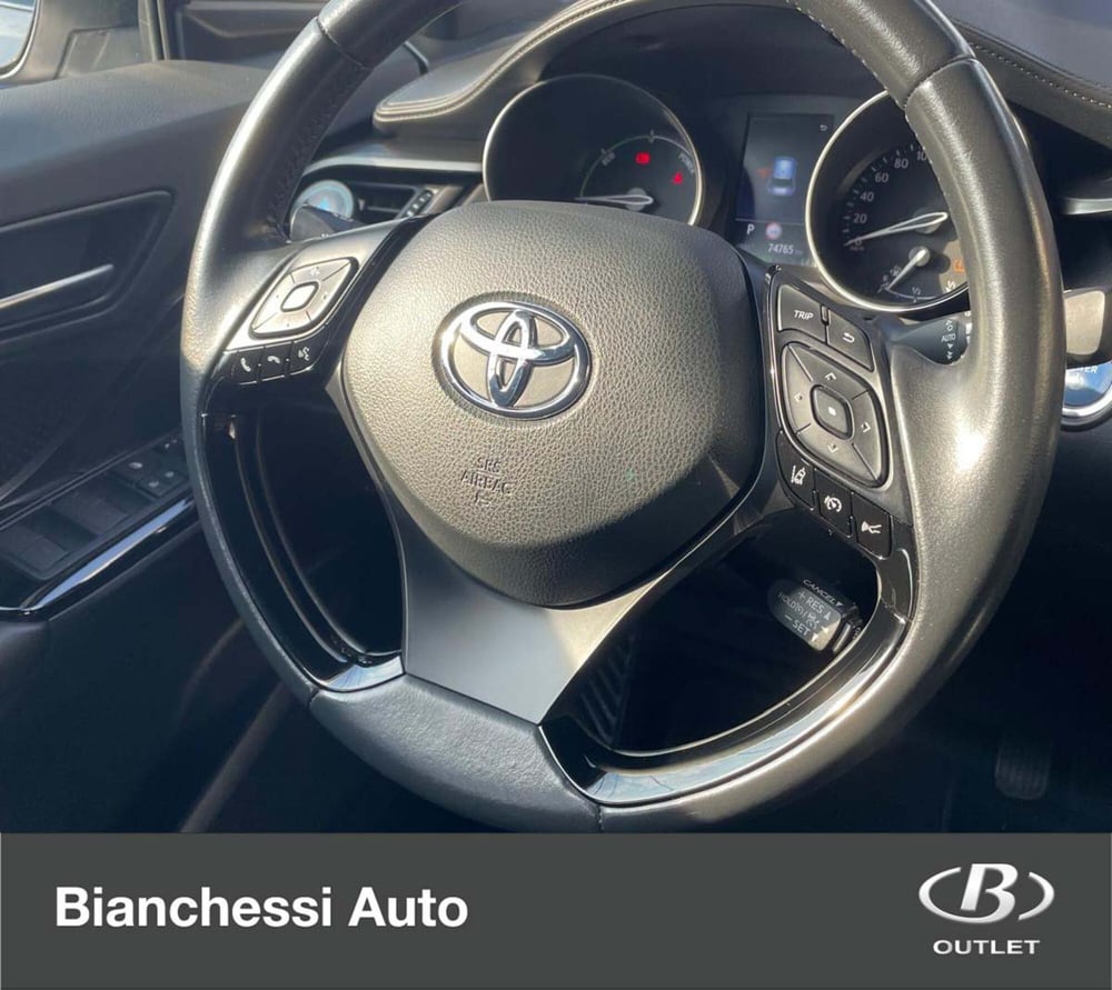 Toyota Toyota C-HR usata a Cremona (15)