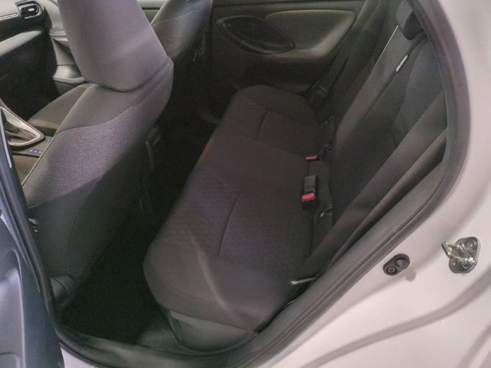 Toyota Yaris usata a Milano (12)