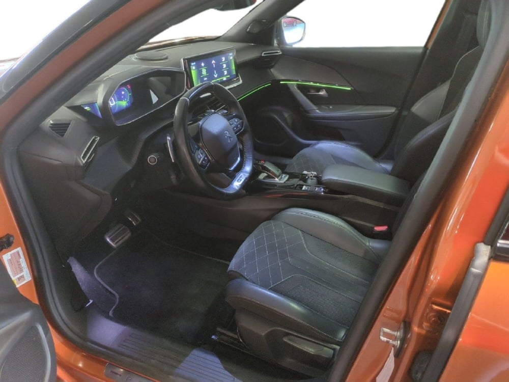 Peugeot 2008 usata a Milano (12)