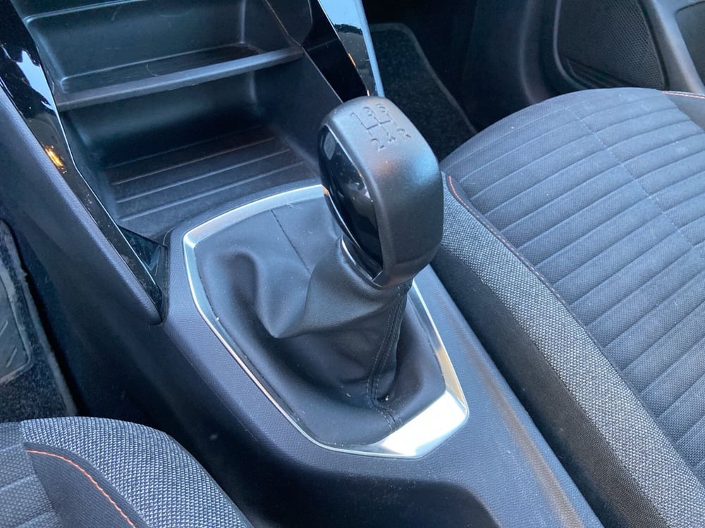 Peugeot 208 usata a Chieti (20)