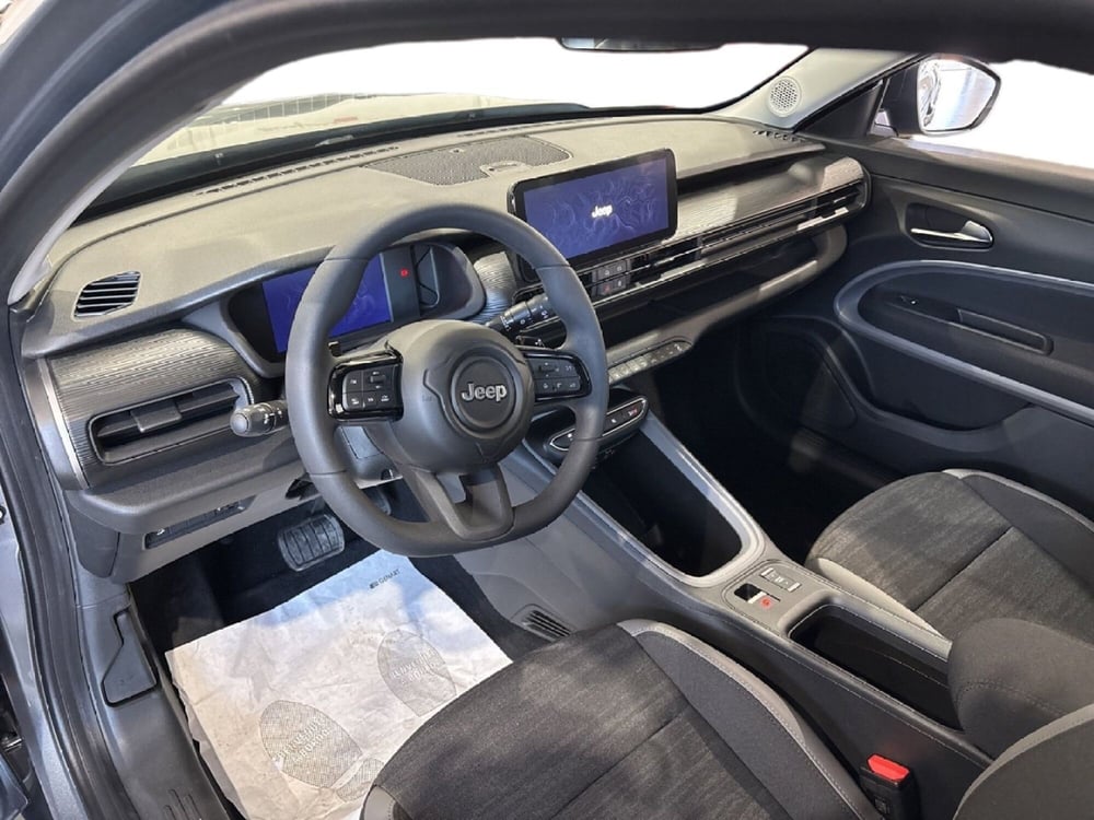 Jeep Avenger nuova a Agrigento (18)