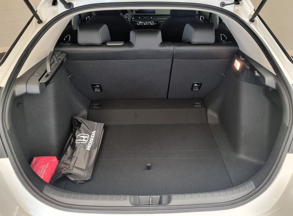 Honda Civic nuova a Pavia (7)