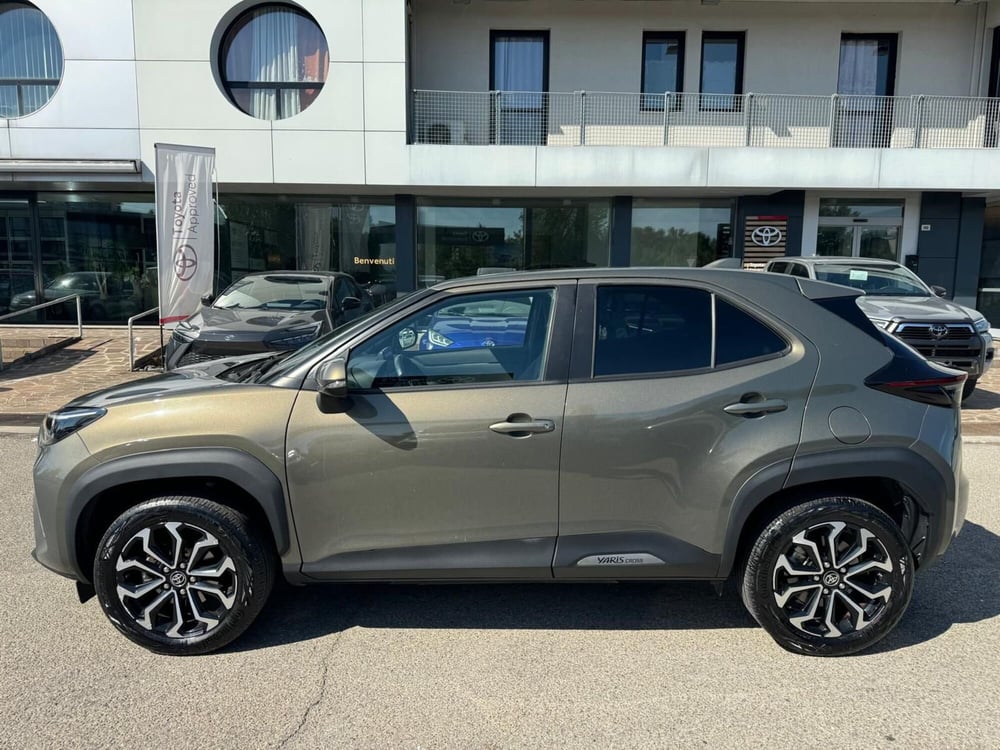 Toyota Yaris Cross usata a Modena (9)