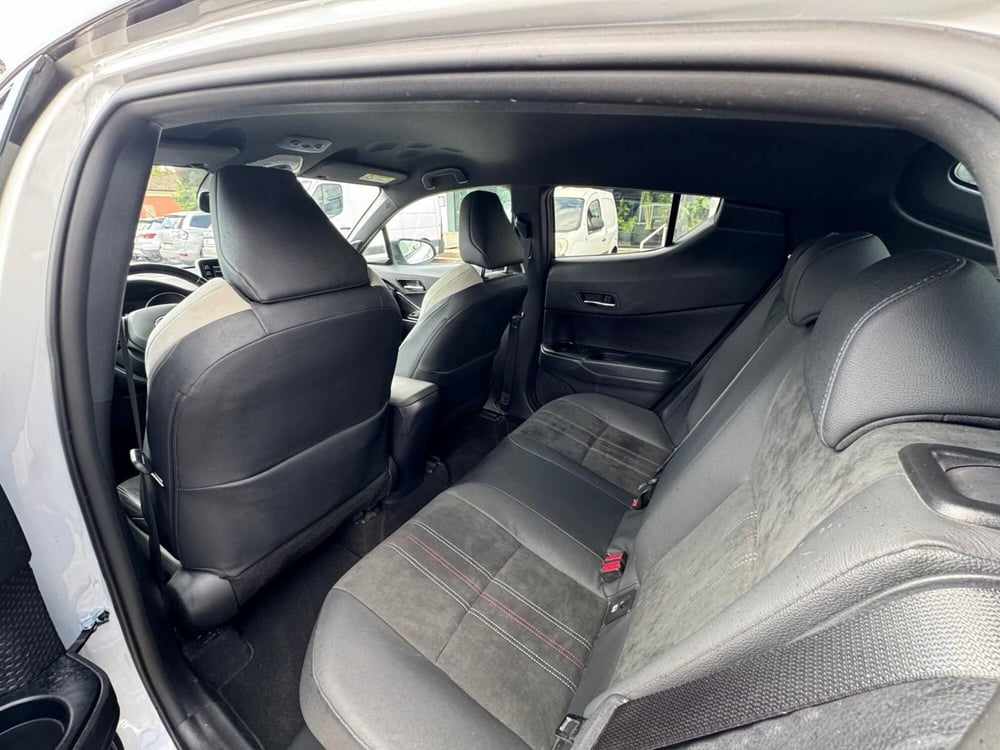 Toyota Toyota C-HR usata a Modena (15)