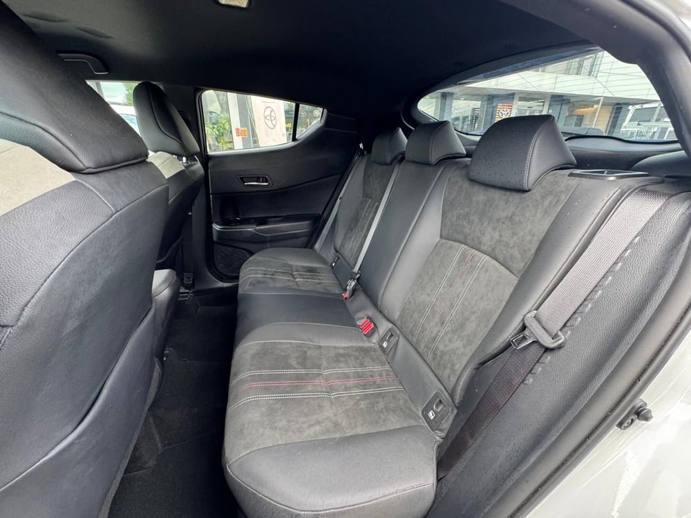 Toyota Toyota C-HR usata a Modena (16)