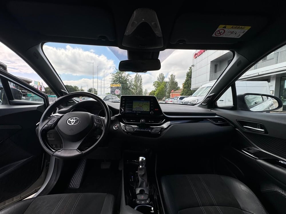Toyota Toyota C-HR usata a Modena (18)