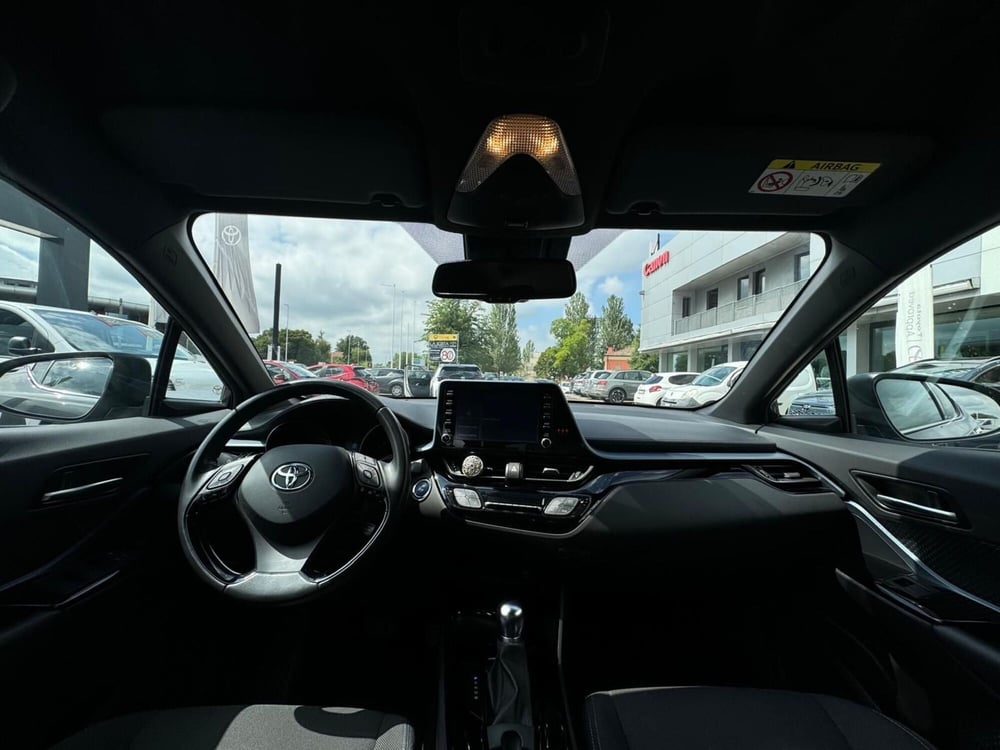 Toyota Toyota C-HR usata a Modena (17)