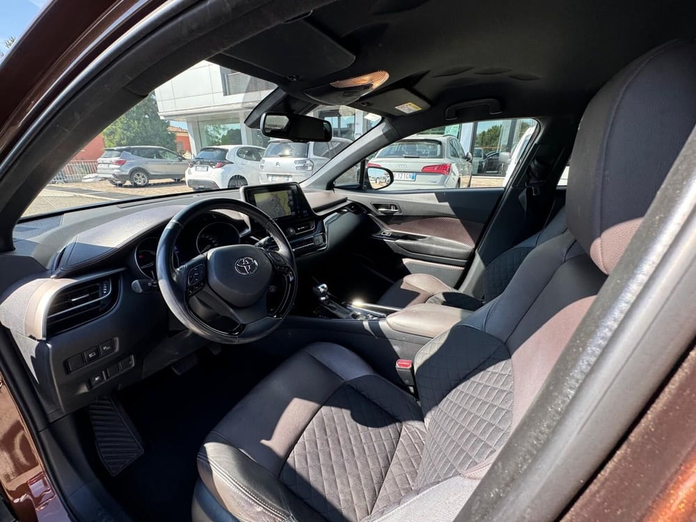 Toyota Toyota C-HR usata a Modena (12)