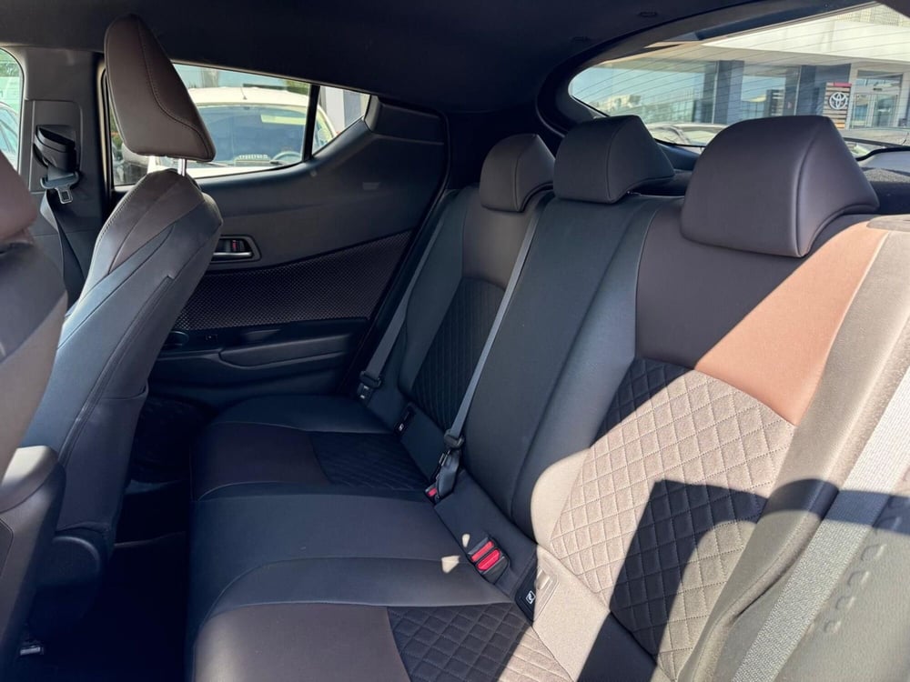 Toyota Toyota C-HR usata a Modena (15)