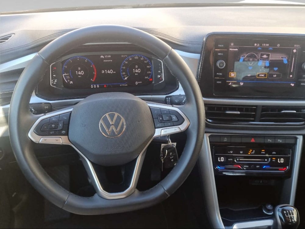 Volkswagen T-Roc usata a Livorno (8)
