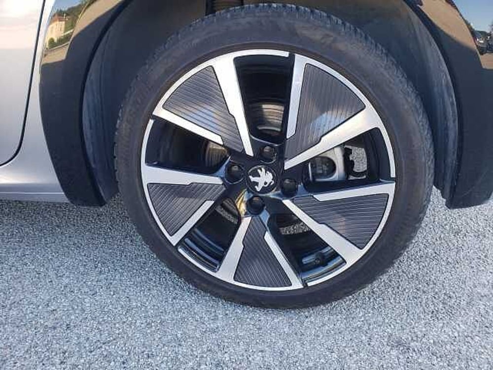 Peugeot 208 usata a Pesaro-Urbino (7)