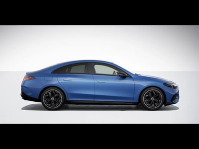 Mercedes-Benz CLA EQ 350 Premium 4matic nuova a Siena