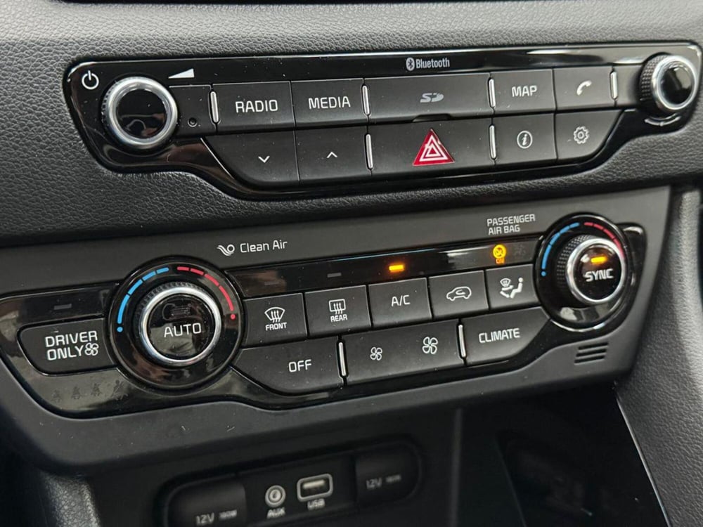 Kia Niro usata a Como (18)