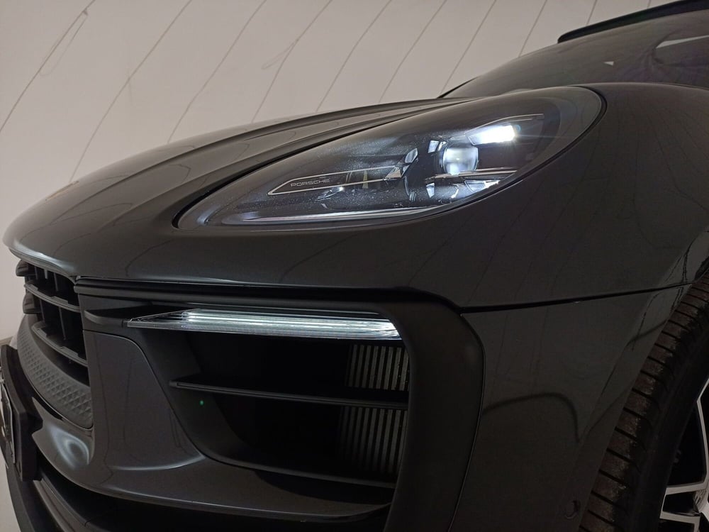 Porsche Macan usata a Taranto (11)