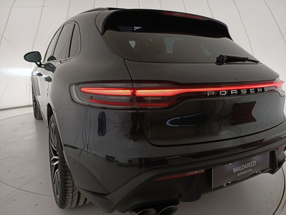 Porsche Macan usata a Taranto (12)