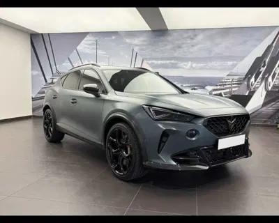 Cupra Formentor Formentor 2.5 tsi VZ5 Enceladus Grey 4drive 390cv dsg del 2024 usata a Castenaso