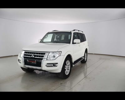 Mitsubishi Pajero 3.2 DI-D 16V aut. 5p. Instyle DPF del 2016 usata a Castenaso