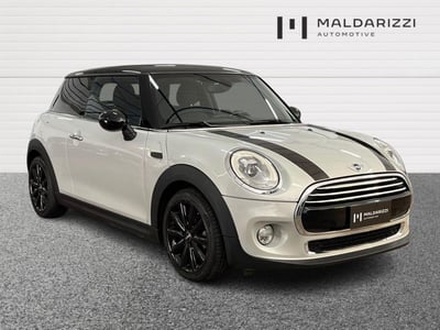 MINI Mini 1.5 Cooper D del 2017 usata a Bari