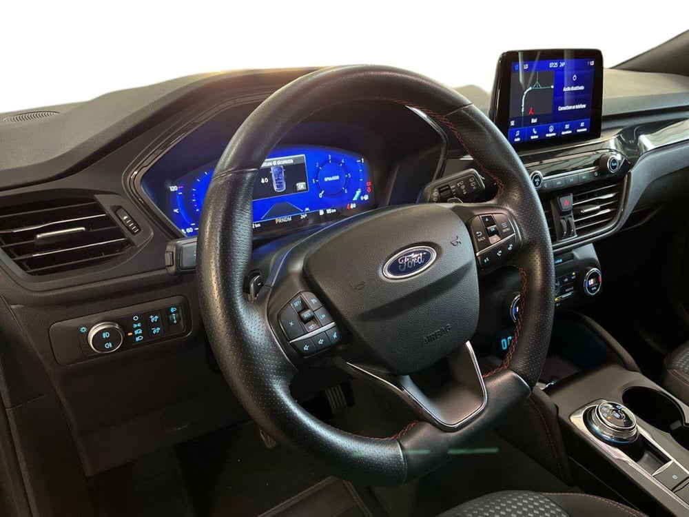 Ford Kuga usata a Bari (10)