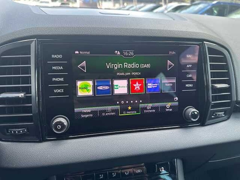 Skoda Karoq usata a Verona (12)