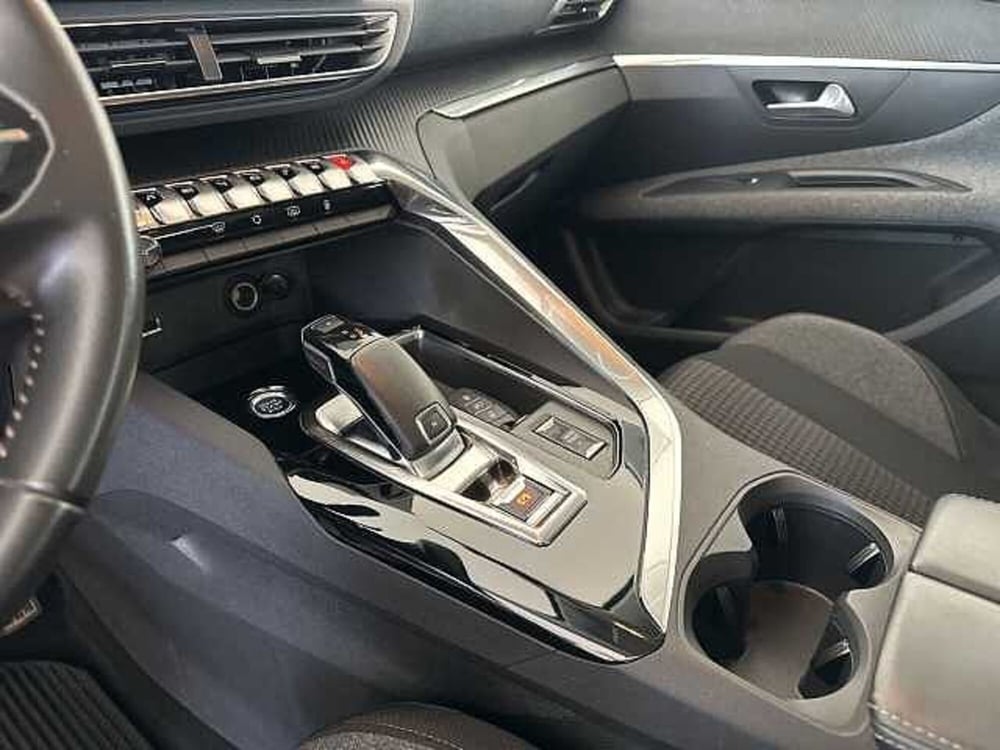 Peugeot 3008 usata a Ragusa (16)