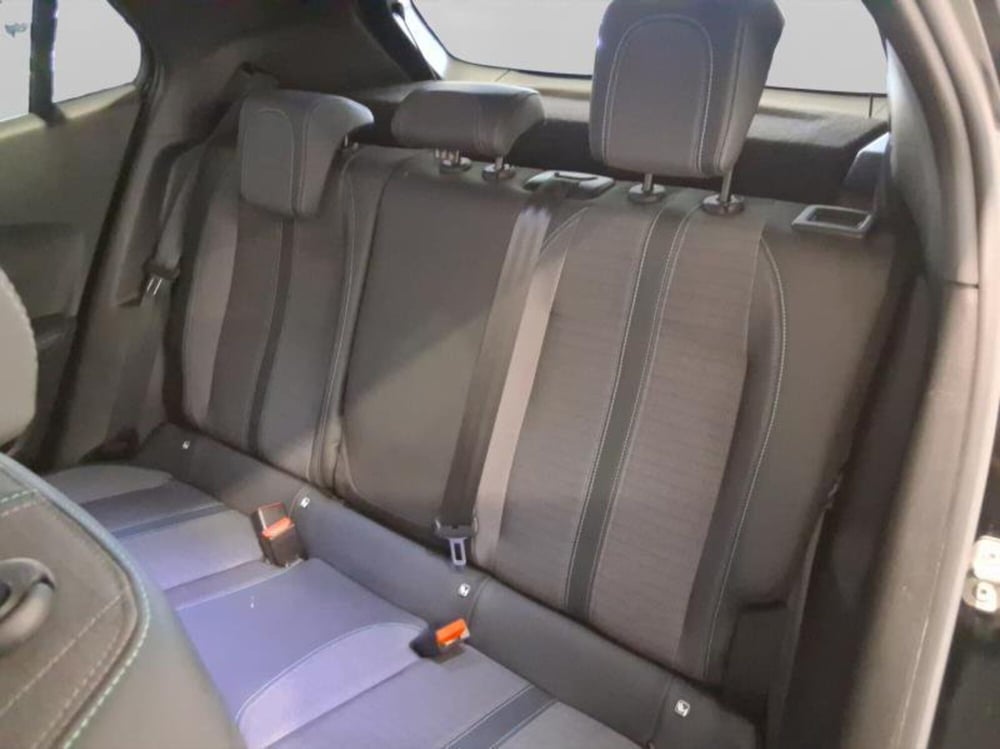 Peugeot 2008 usata a Genova (10)