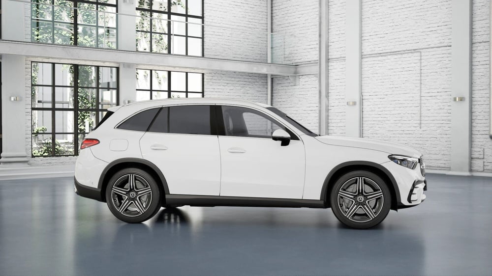 Mercedes-Benz GLC SUV nuova a Pescara (4)