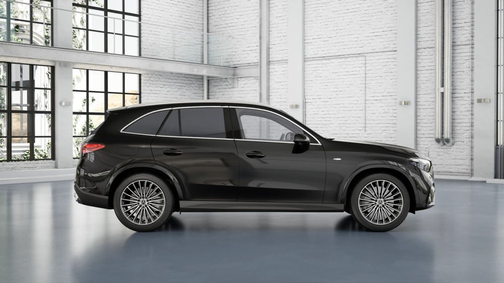 Mercedes-Benz GLC SUV nuova a Pescara (4)
