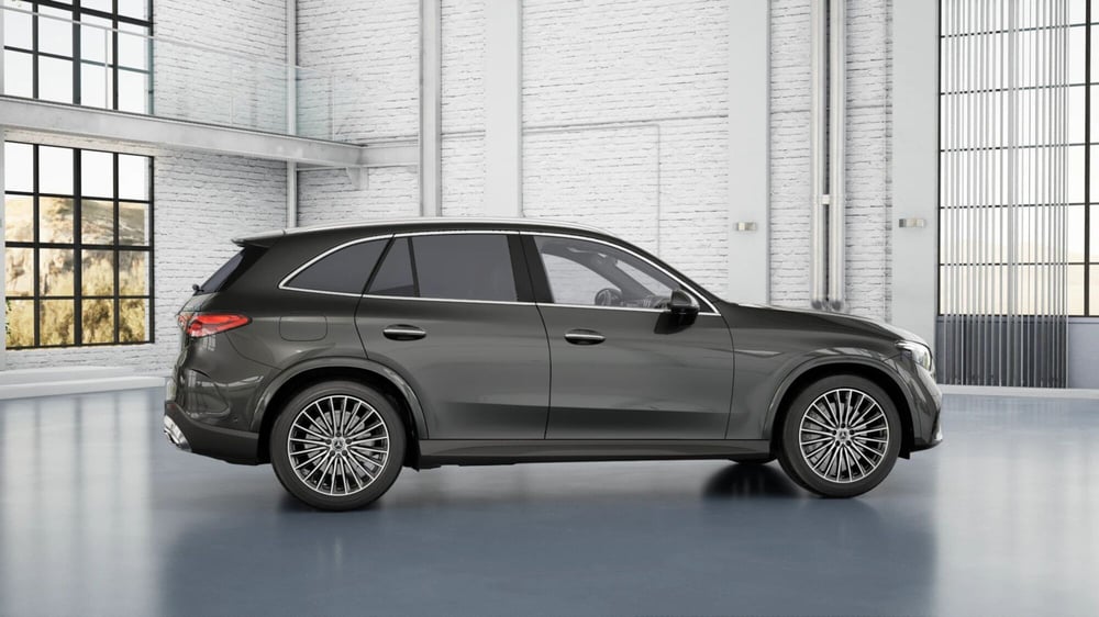 Mercedes-Benz GLC SUV nuova a Pescara (4)