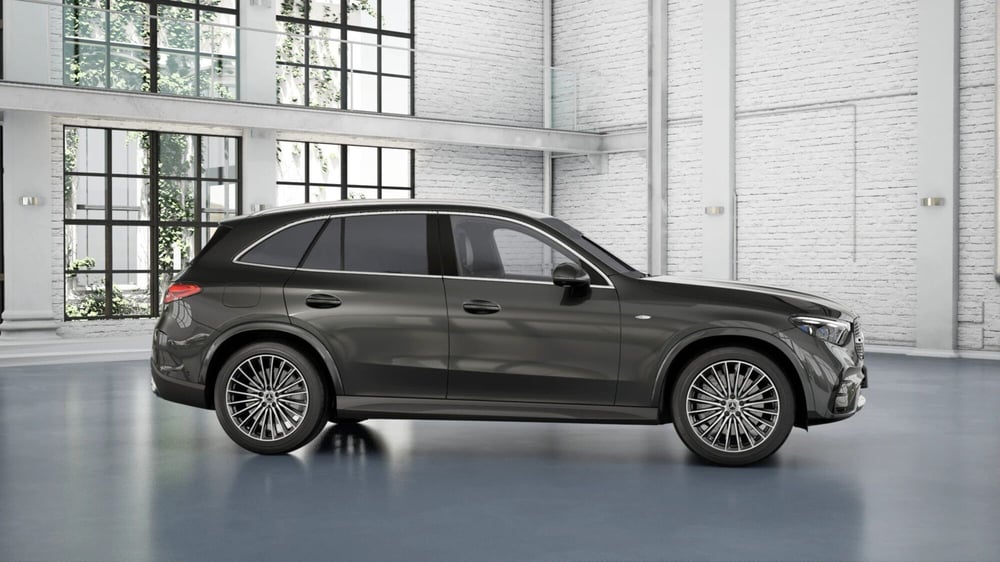 Mercedes-Benz GLC SUV nuova a Pescara (4)