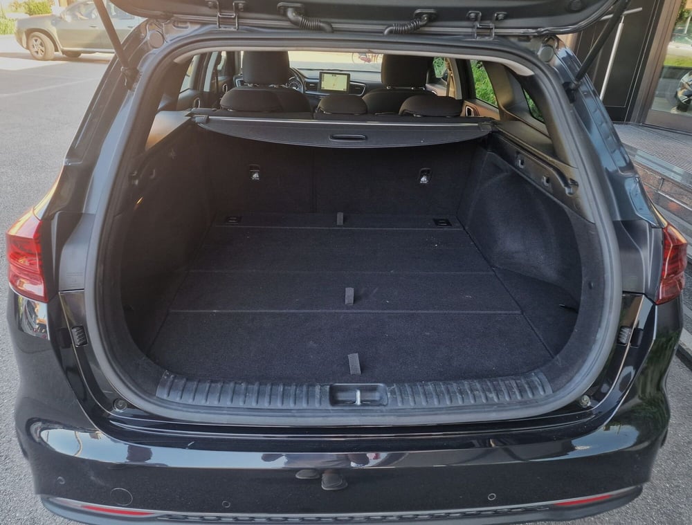Kia Ceed Sport Wagon usata a Milano (13)