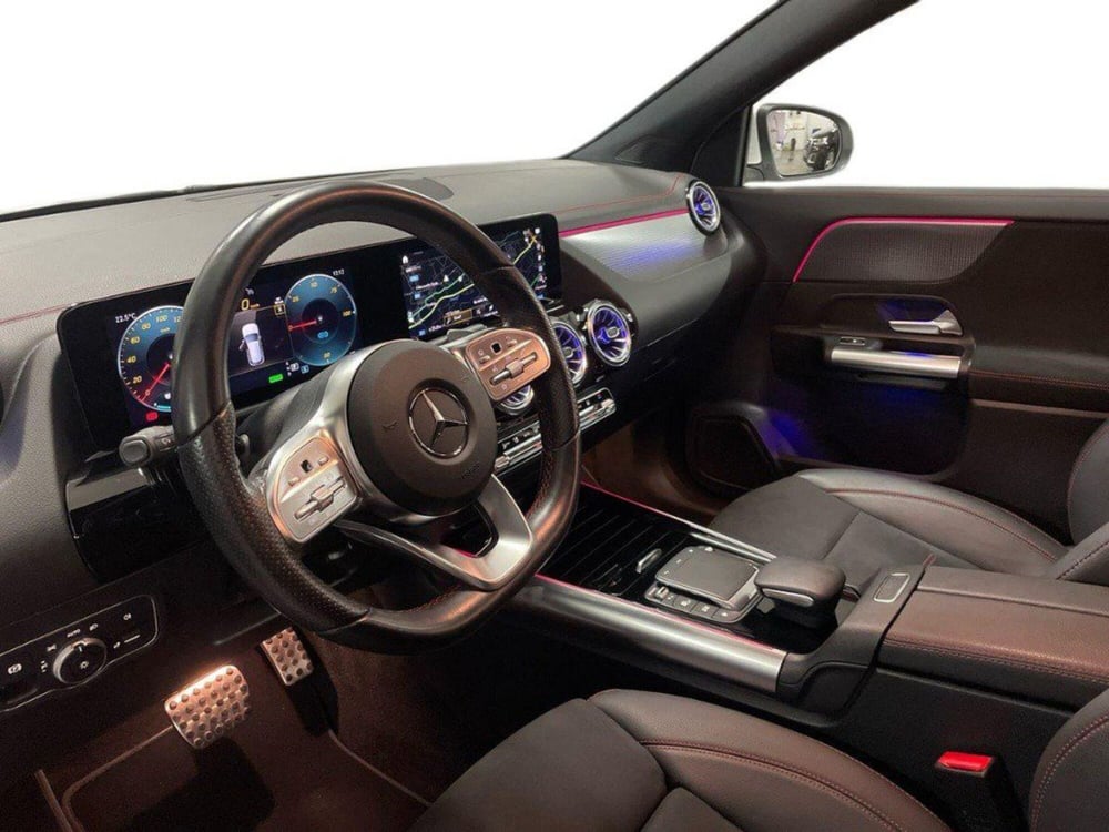 Mercedes-Benz EQA usata a Macerata (16)