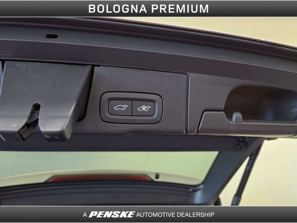 Volvo XC60 usata a Bologna (10)