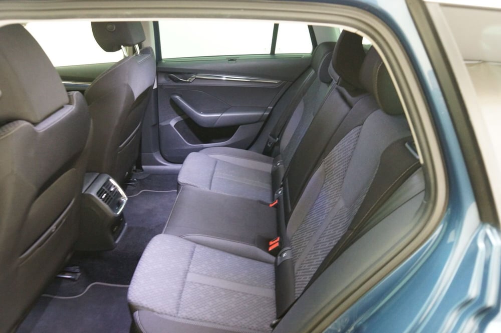 Skoda Octavia Station Wagon usata a Torino (9)