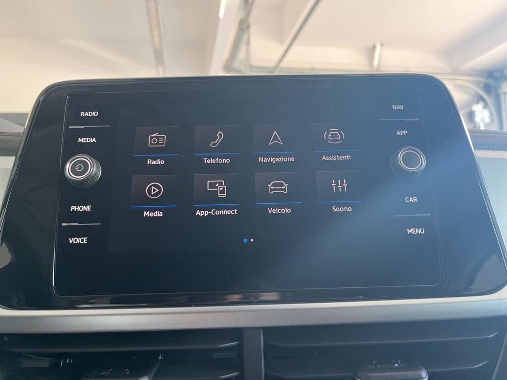 Volkswagen T-Roc nuova a Salerno (15)