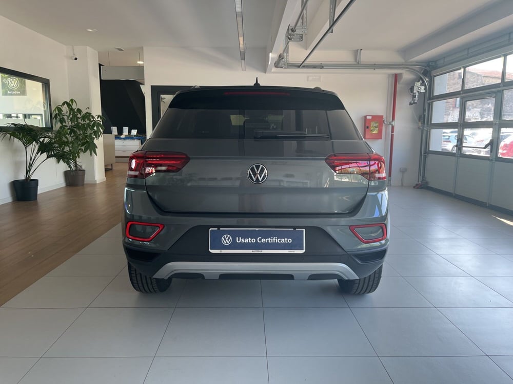 Volkswagen T-Roc nuova a Salerno (3)