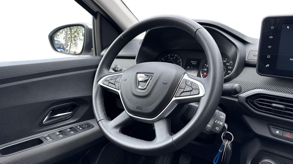 Dacia Jogger usata a Treviso (7)