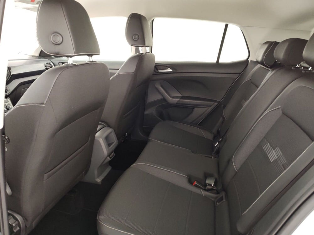 Volkswagen T-Cross usata a Massa-Carrara (10)